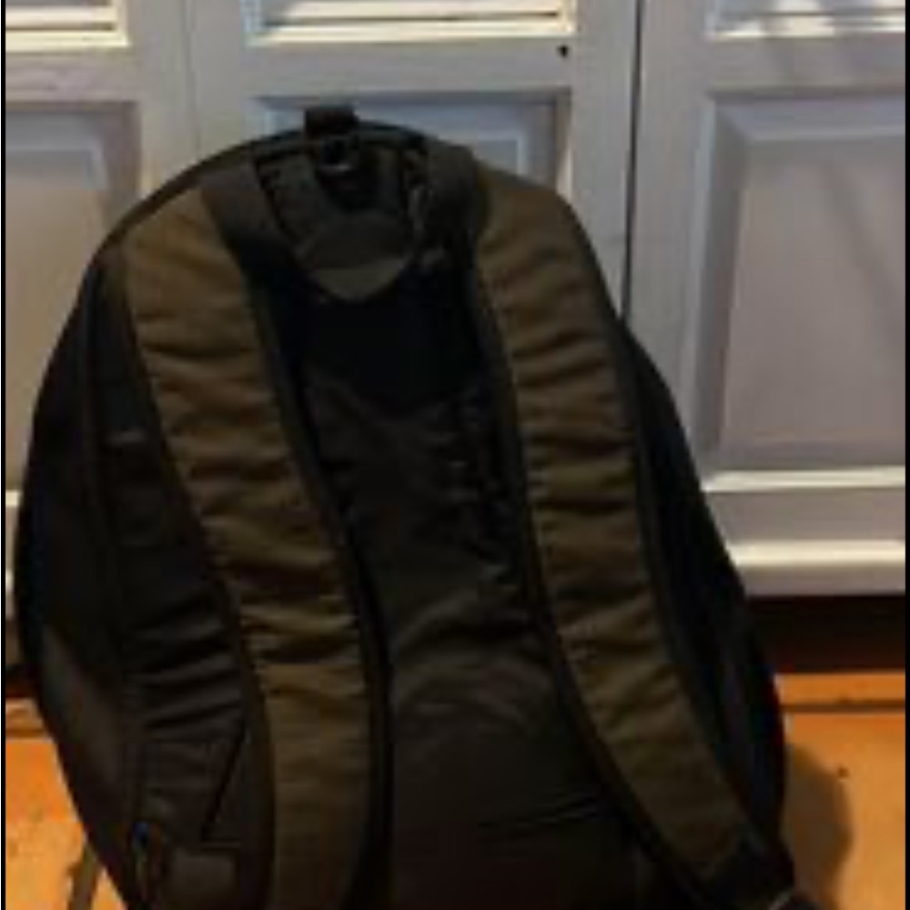Backpack - Picture 3 of 3